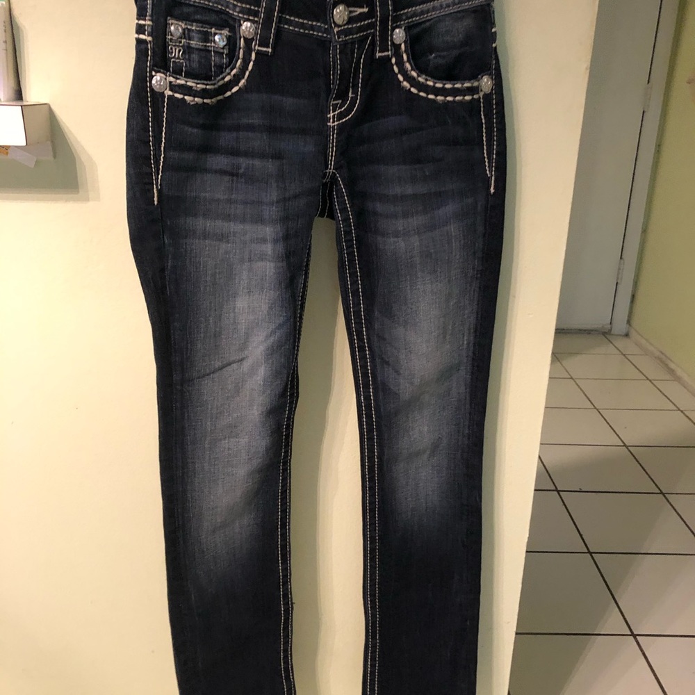 NWOT Miss Me Signature Straight Stretch Jeans